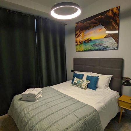 Sun & Stay Malaga Chic 2Br With Balcony Views Exterior photo