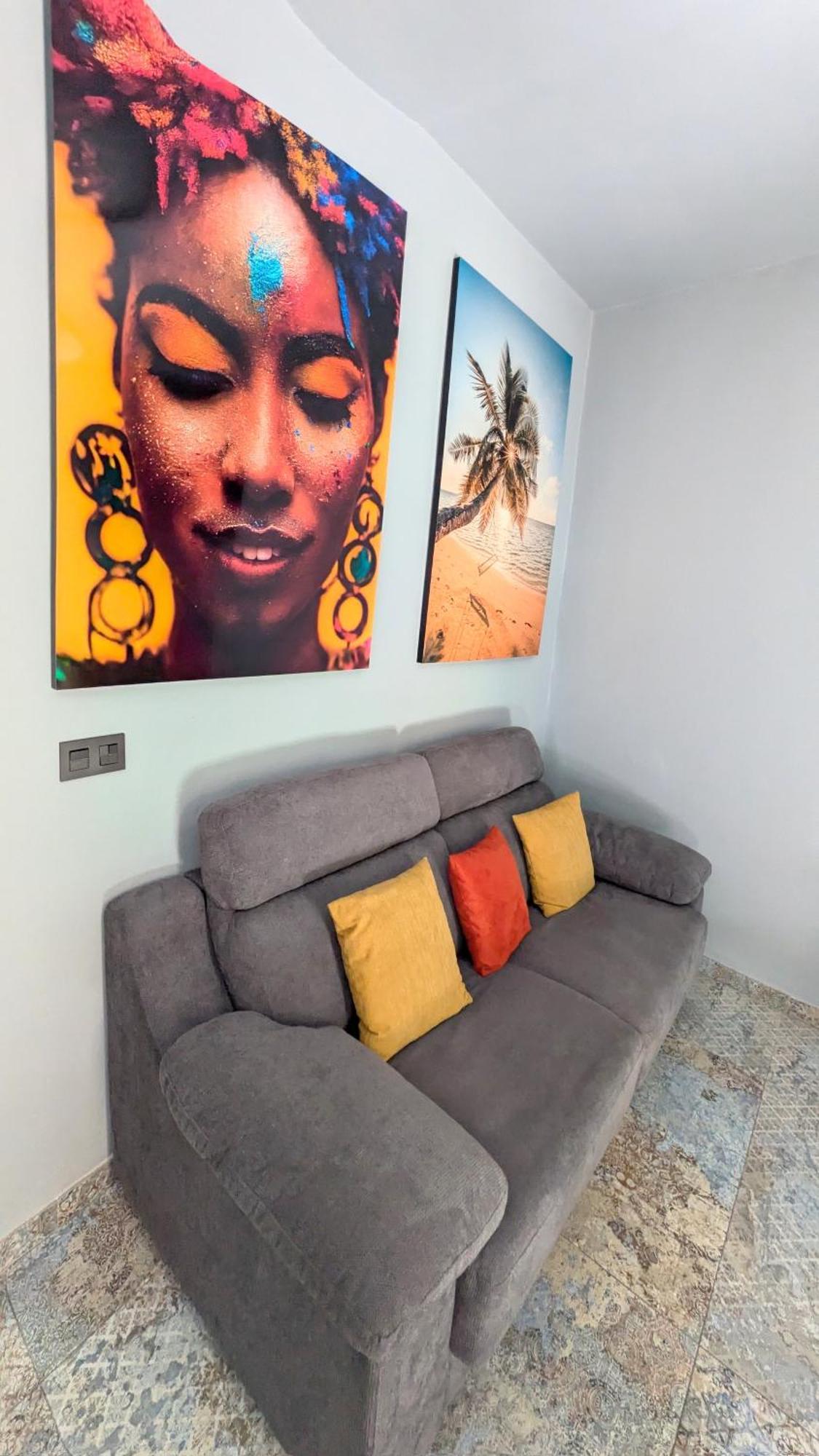 Sun & Stay Malaga Chic 2Br With Balcony Views Exterior photo